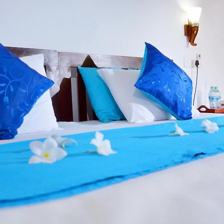 Blue Sky Beach Resort Унаватуна Екстериор снимка