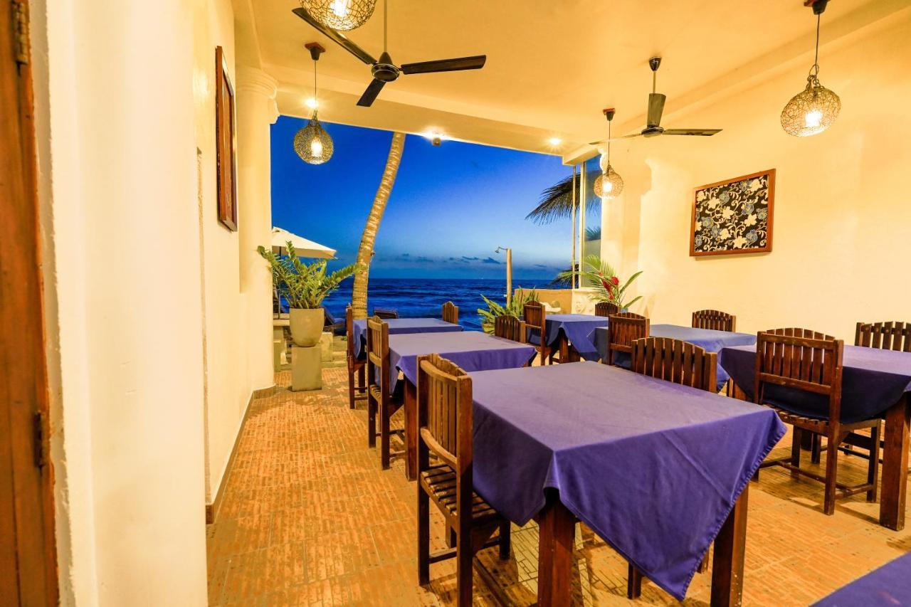 Blue Sky Beach Resort Унаватуна Екстериор снимка